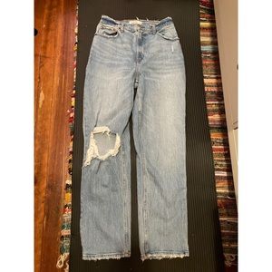 Abercrombie & Fitch The 90's Straight Ultra High Rise. Curve Love. 29/8R